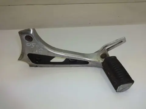 LINKER SCHETSPLAAT Suzuki GR 650 1983 - 1989 / 1983 - 1984