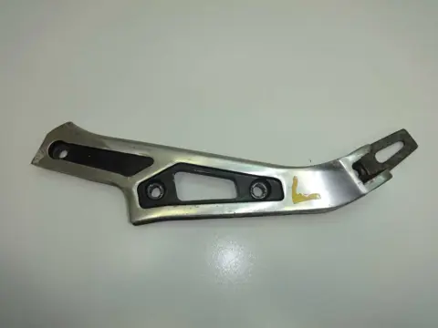 LINKER SCHETSPLAAT Suzuki GSX 750 1984 - 1986