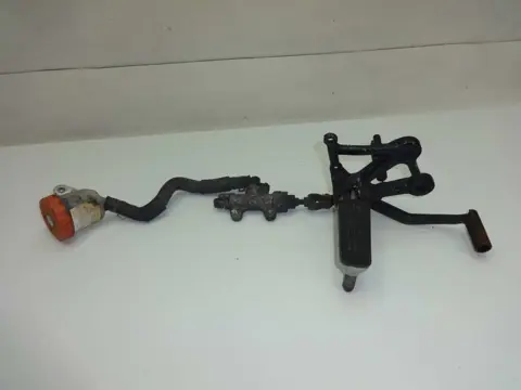 RECHTER SCHETSPLAAT Honda CBR 1000 F 1987 - 1988