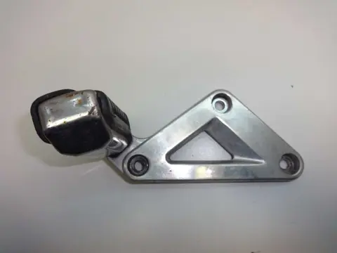 DUO VOETSTEUN RECHTS Honda VT 700 750 1983 - 1985