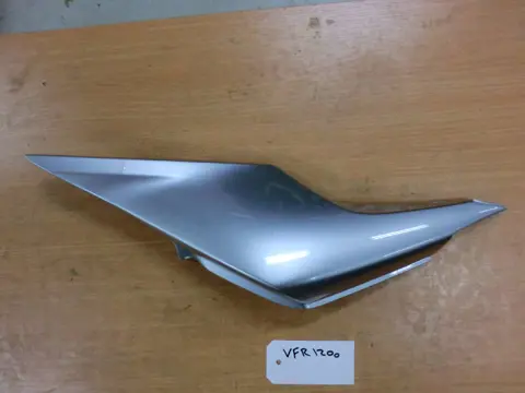 LINKER ACHTERKANT Honda VFR 1200 2010 - 2013