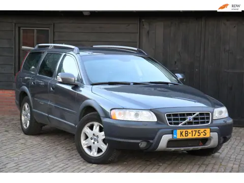 Volvo XC70 2.4 D5 Ocean Race Xenon/Leer/Parkeersensor/Apk 02-2027
