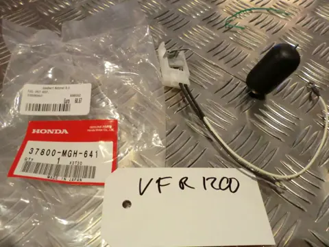 BRANDSTOFNIVEAU METER Honda VFR 1200 2010 - 2013