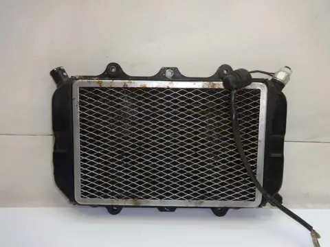 RADIATEUR Suzuki GSX 400 X Impulse 1986 - 1989