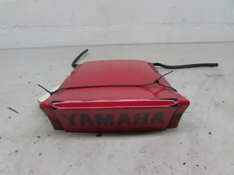 ACHTERKUIPDEEL Yamaha FAZER 600 1998 - 2000