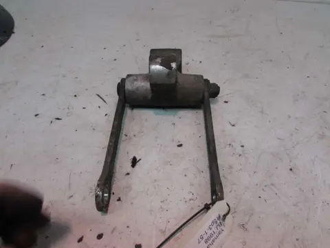 ACHTER BRUG Yamaha FAZER 600 1998 - 2000