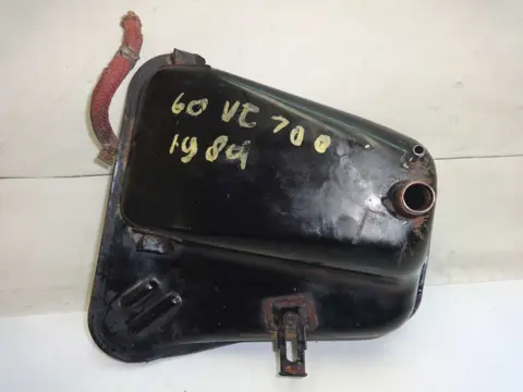 TANK Honda VT 700 750 1983 - 1985