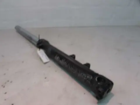 VOORPOOT LINKS COMPLEET Honda CBR 600 F 1991 - 1994