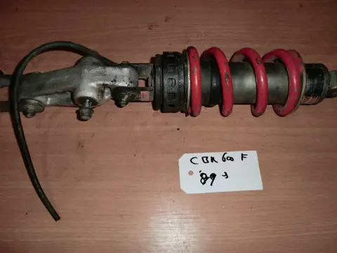 ACHTER SCHOKBREKER Honda CBR 600 F 1987 - 1990