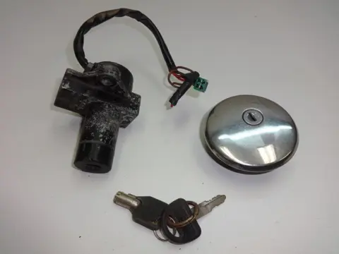 SLOTENSET Suzuki GN 400 1970 - 2012