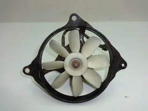 VENTILATOR Kawasaki EN 500 Vulcan 1991 - 1995