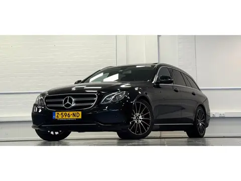 Mercedes-Benz E-klasse Estate 200 Ambition 100% Dealer onderhouden Luchtvering Led Trekhaak Schuif/k