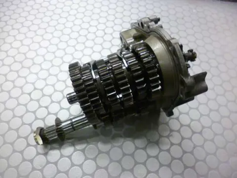 VERSNELLINGSBAK MV Agusta 990 R Brutale 2010 - 2011