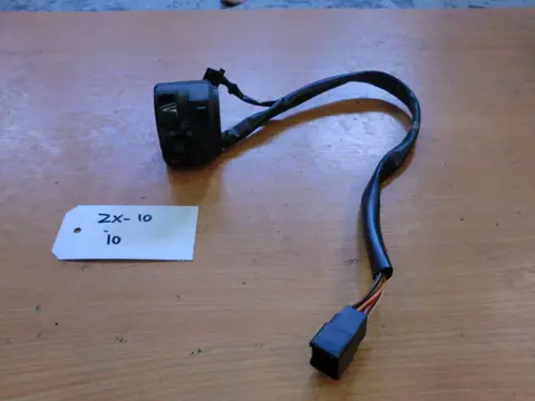 STUURSCHAKELAAR LINKS Kawasaki ZX 10 R 2008 - 2010