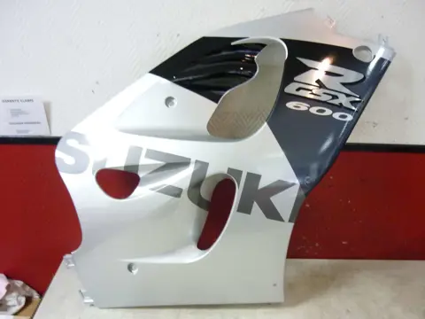 RECHTER ZIJKUIP Suzuki GSX R 600 1995 - 2000