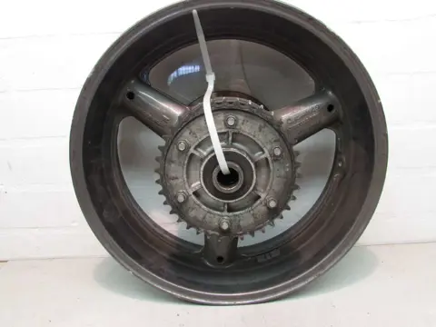 ACHTER WIEL COMPLEET Suzuki TL 1000 1997 - 2002