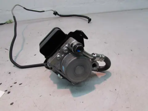ABS POMP Kawasaki Z 800 2013 - 2014