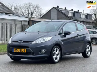 Ford Fiesta 1.25 Titanium 1e Eigenaar*Cruise*Clima*Trekhaak*NAP*LM velgen*Dealer onderhouden*