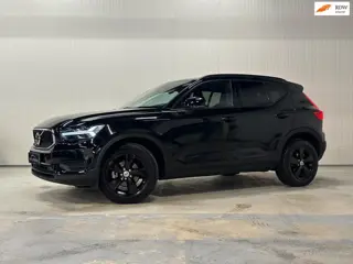 Volvo XC40 1.5 T2 Momentum Core | CARPLAY | ESC | PARK ASSISTANT
