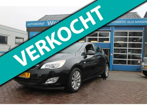 Opel Astra 1.6 Cosmo 5 deurs nette automobiel