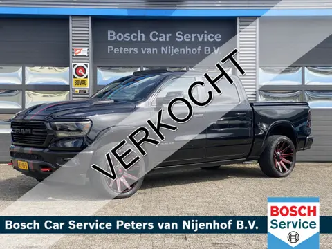 Dodge Ram 1500 5.7 V8 4x4 Crew Cab 5'7 Laramie NAVI LUCHTVERING LED PANORAMADAK BTW ADAPTIVE CRUISE 