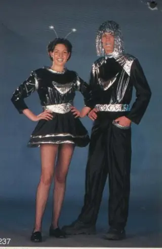 Space kostuum ( 1-delig ), maat 50 en 60.