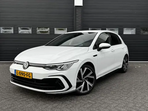 Volkswagen Golf 1.5 eTSI 150PK R-Line 3x R-Line | ACC | Climate | Navi | Carplay |Sfeerverl. | €18.9