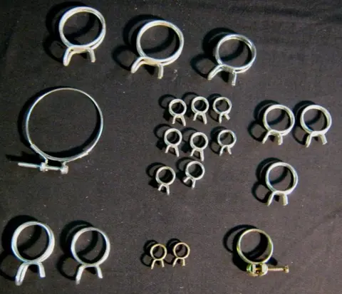 20 slang(draadveer)klemmen , diverse maten, staal, gst