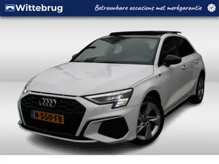 Audi A3 Sportback 45 TFSI 245pk S edition Competition / Panorama dak / Matrix LED / Leder / LM 17'' 