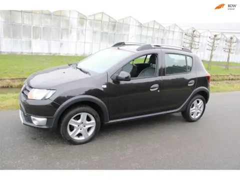 Dacia Sandero 0.9 TCe Stepway Lauréate met Leder Navigatie en Airco