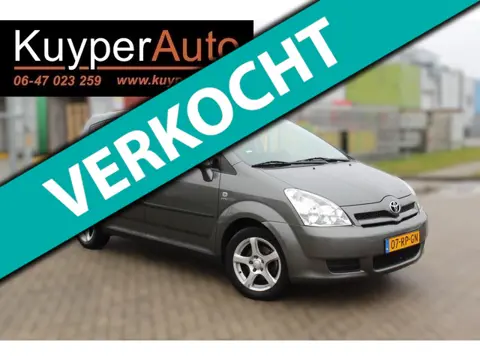 Toyota Corolla Verso 1.6 VVT-i Terra trekhaak extra set winterbanden