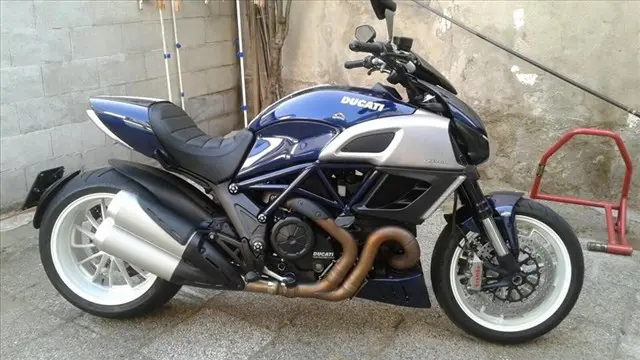 Ducati DIAVEL 1200