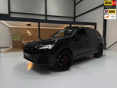 Audi Q7 55 TFSI e Quattro S Pano ACC Trekhaak 360° Cam B&O Memory Leder/Alcantara