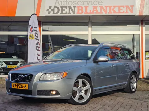 Volvo V70 2.0T R-Edition 203pk BJ.2011 Automaat / Navi / Leder / Xenon / Camera / Trekhaak / 18"Lmv 