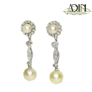 Grote collectie unieke oorbellen.