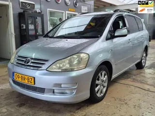 Toyota Avensis Verso 2.0 D4-D Linea Sol *GRIJS KENTEKEN*