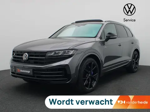 Volkswagen Touareg 3.0 TSi eHybrid 4MOTION R Edition 463PK DSG matrix led, trekhaak, panoramadak, 36