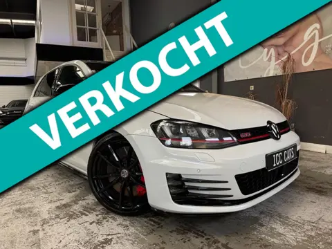 Volkswagen Golf 2.0 TSI GTI Performance, keyless, Pano, clubsport stuur en spoiler , Porsche remmen,