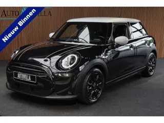 MINI Mini 1.5 Cooper Navi Leer Camera PDC Carplay Keyless Go & Entry LM velgen Zwarte binnenhemel St