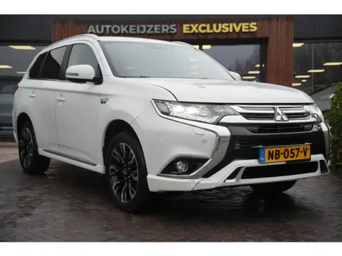 Mitsubishi Outlander 2.0 PHEV Premium Leer camera stoelverwarming