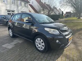 Toyota Urban Cruiser 1.3 VVT-i Aspiration 153900 KM-- APK 10-2026