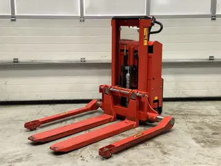 LOGITRANS SELFS 1002/890 2011 0.1T