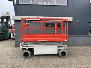 Holland-Lift Y 64 EL 14 Schaarhoogwerker / Sciccor lift 8.4M Werkhoogte Elektrisch 2015
