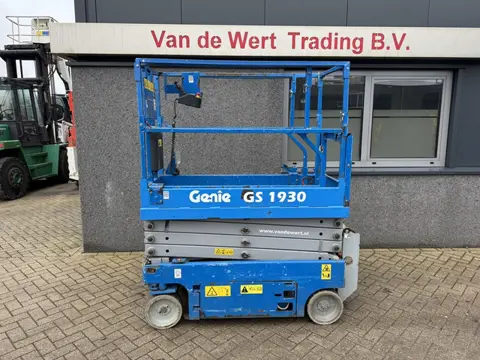 Genie GS -1930 Schaarhoogwerker / Sciccor Lift 8M Werkhoogte elektrisch 2016 gekeurd tot 10-26