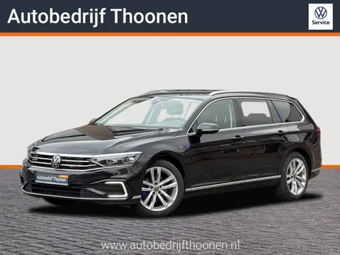 Volkswagen Passat Variant 1.4 TSI PHEV GTE Business | Trekhaak | Camera | Keyless