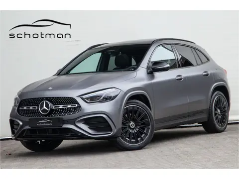 Mercedes-Benz GLA 250 e AMG Premium, Pano, Head-up, Burmester, Designo, Nightpack, Facelift