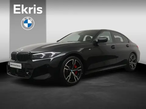 BMW 3 serie Sedan 320i xDrive M Sportpakket Pro | Comfort Pack | Trekhaak | Harman Kardon | Showroom