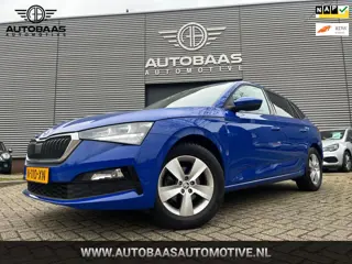Skoda Scala 1.0 TSI Ambition AUTOMAAT **NW APK 02-2028** +NL AUTO+1EIG+NAP+TREKHAAK+AIRCO+NAVIGATIE 