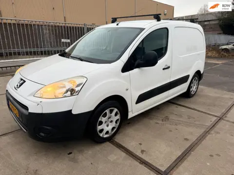 Peugoet Partner 120 1.6 HDI L1 XT!EURO4!WEINIG KM:174000!ELECKTRISH RAAM&SPIEGEL!BANDEN GOED!TREKHAA