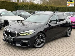 BMW 1-serie 118i Executive Edition|Automaat|Led|Dakje|18 inch M|Cruise control|Navigatie|Climate con